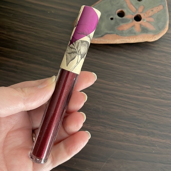 Starling by Noyah natural lipgloss - Picture 6 of 11